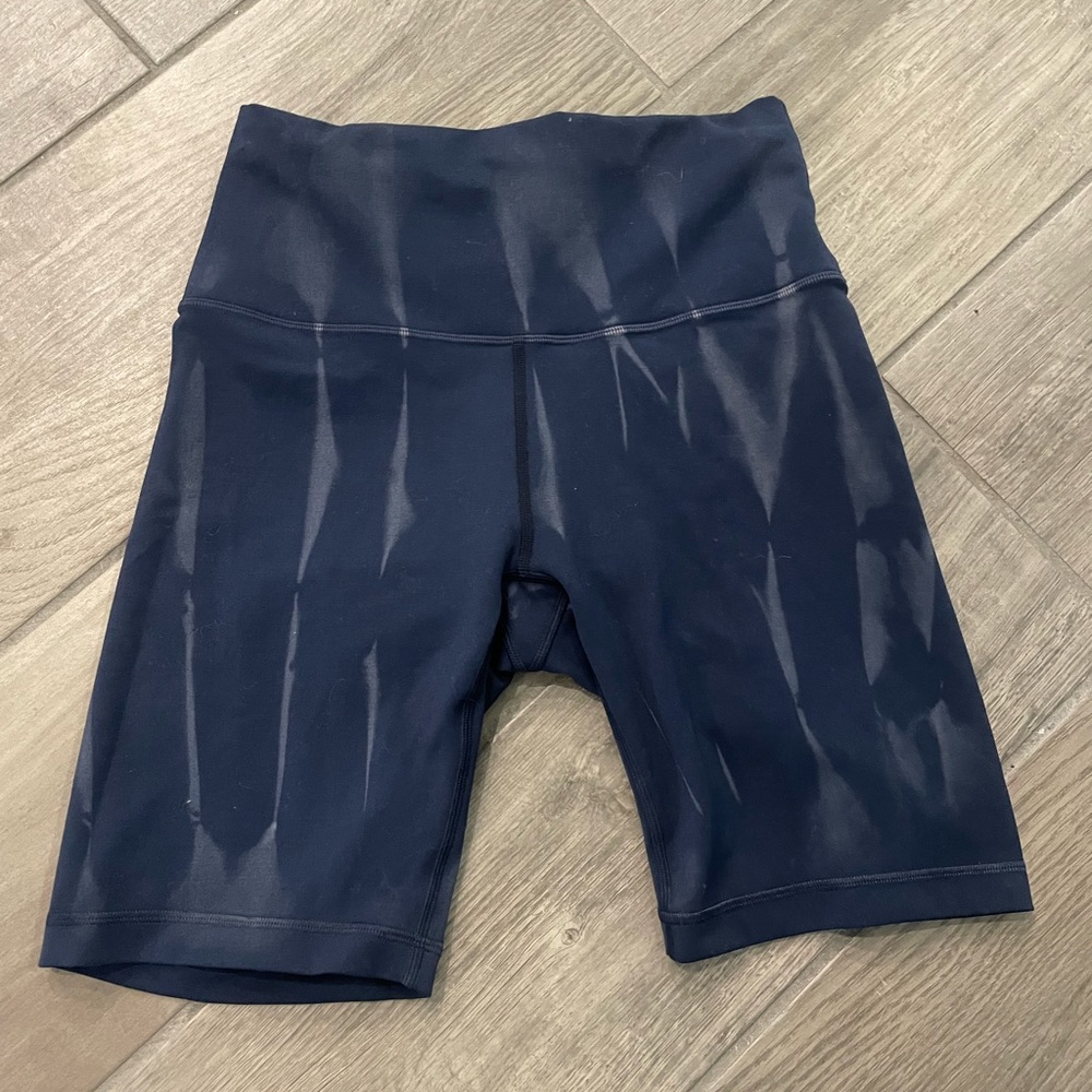 🍋 Lululemon bike shorts